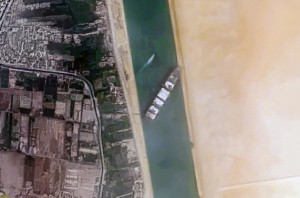 Container_Ship_'Ever_Given'_stuck_in_the_Suez_Canal,_Egypt_-_March_24th,_2021_cropped