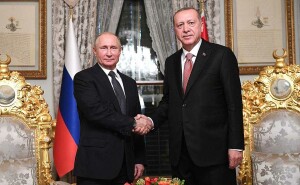 1024px-Putin_and_Erdoğan_during_handshake,_Istanbul