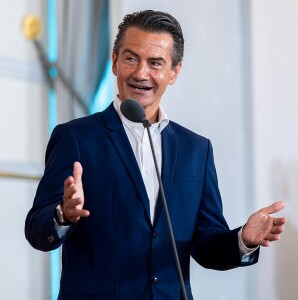 1024px-Johannes_JJ_Pietsch_-_Federal_Chancellery_-_2025-05-19_-_SRO4825-ARW_(cropped)